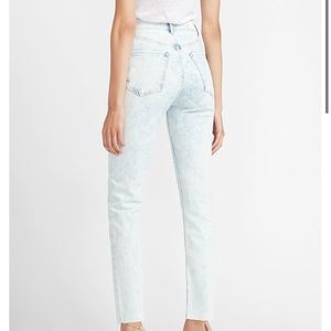 NWT! Express Acid wash high waisted jeans! (4R/6R)